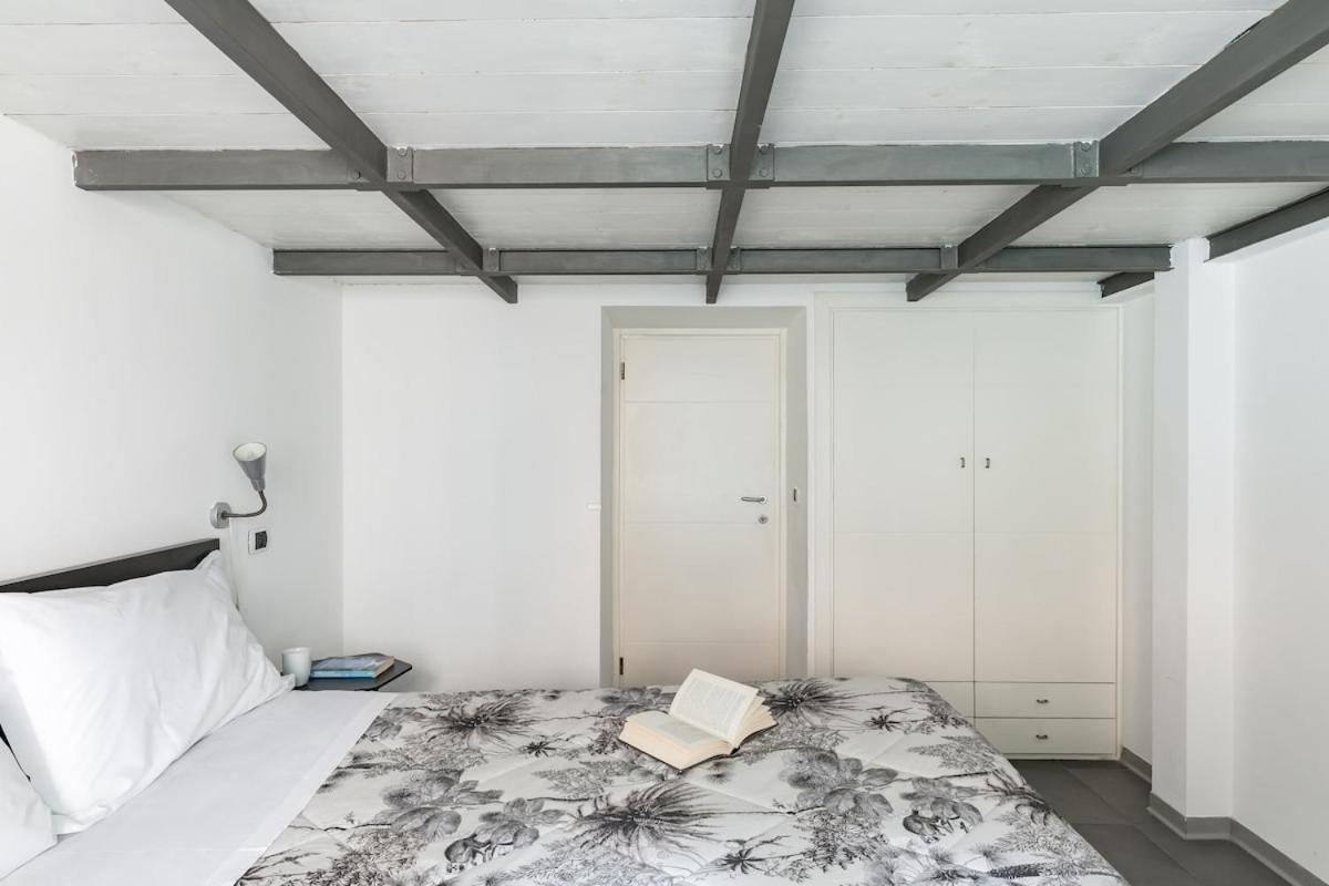 Trevi Fountain Modern Loft Apartment Рим Екстериор снимка